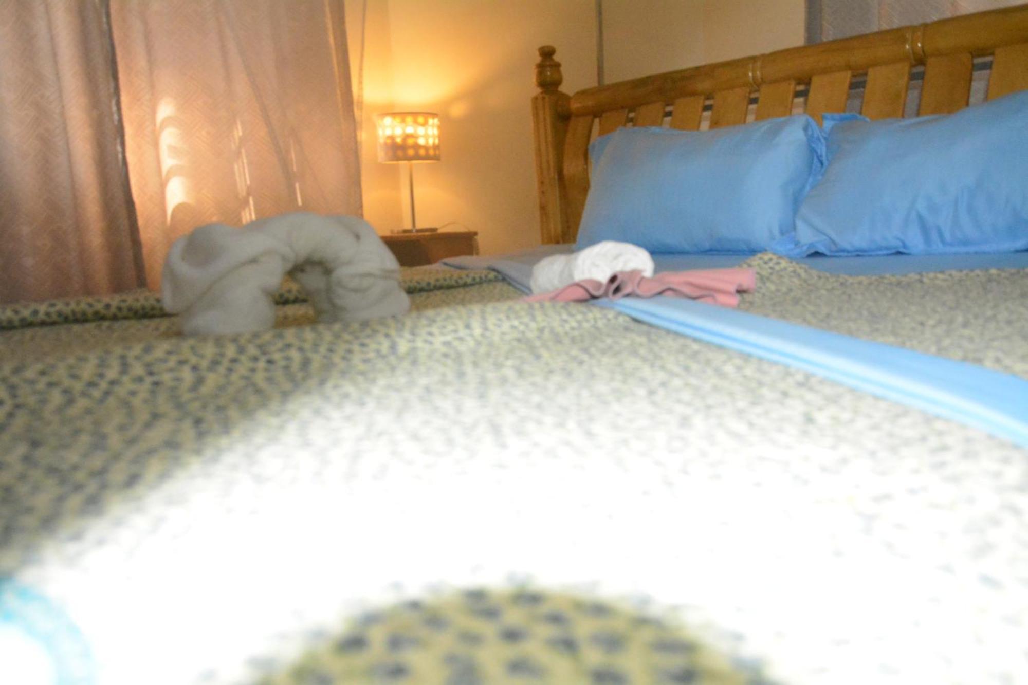 Lakeshore Bed And Breakfast Entebbe Exterior foto